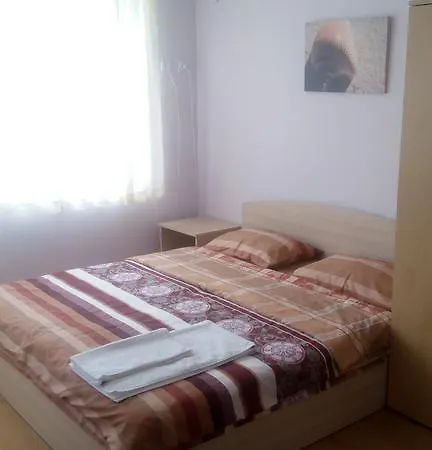 Presiyana Guest house *
